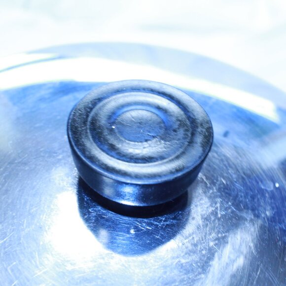 Revere Ware 1801 Copper Bottom 8 Inch Frypan With Lid - Riverside, CAL - Picture 15 of 15